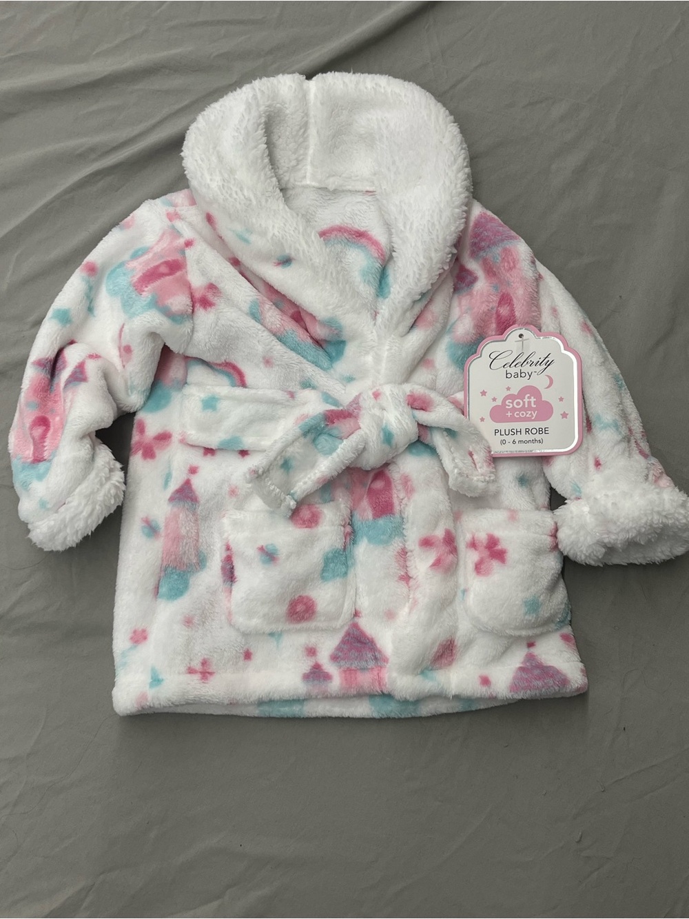 Plush Hooded Robe in White with Pink & Blue Accents Size 0-6 Months NWT